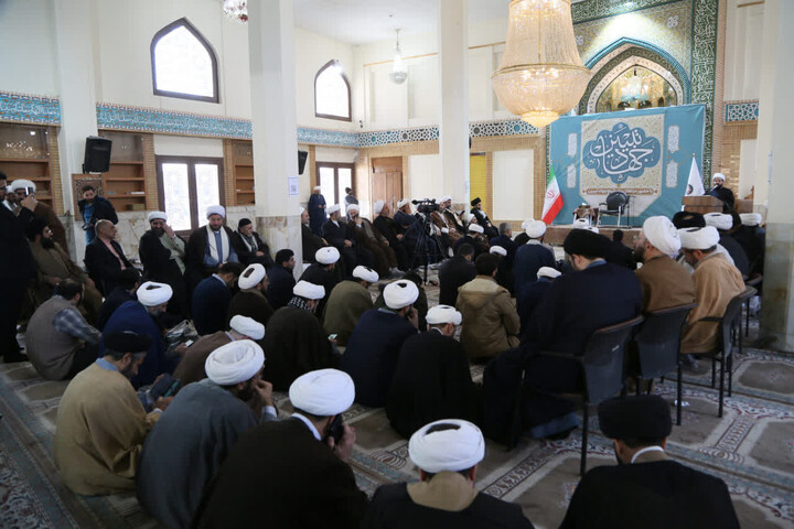 تصاویر/گردهمایی مبلغان و اساتید جهاد تبیین اصفهان