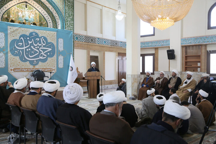 تصاویر/گردهمایی مبلغان و اساتید جهاد تبیین اصفهان