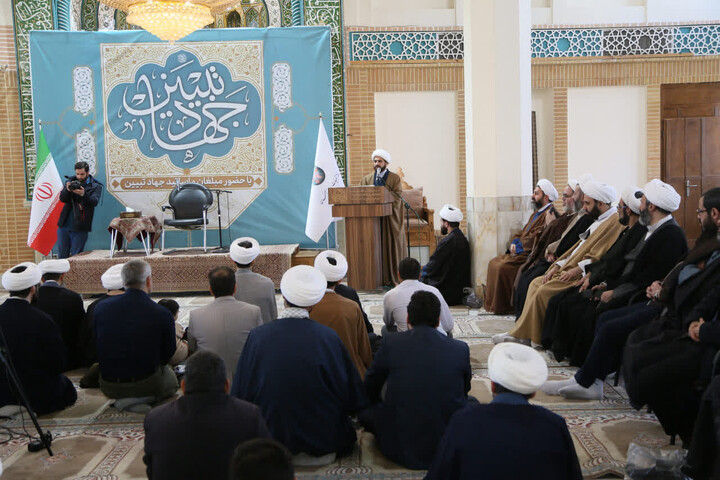 تصاویر/گردهمایی مبلغان و اساتید جهاد تبیین اصفهان