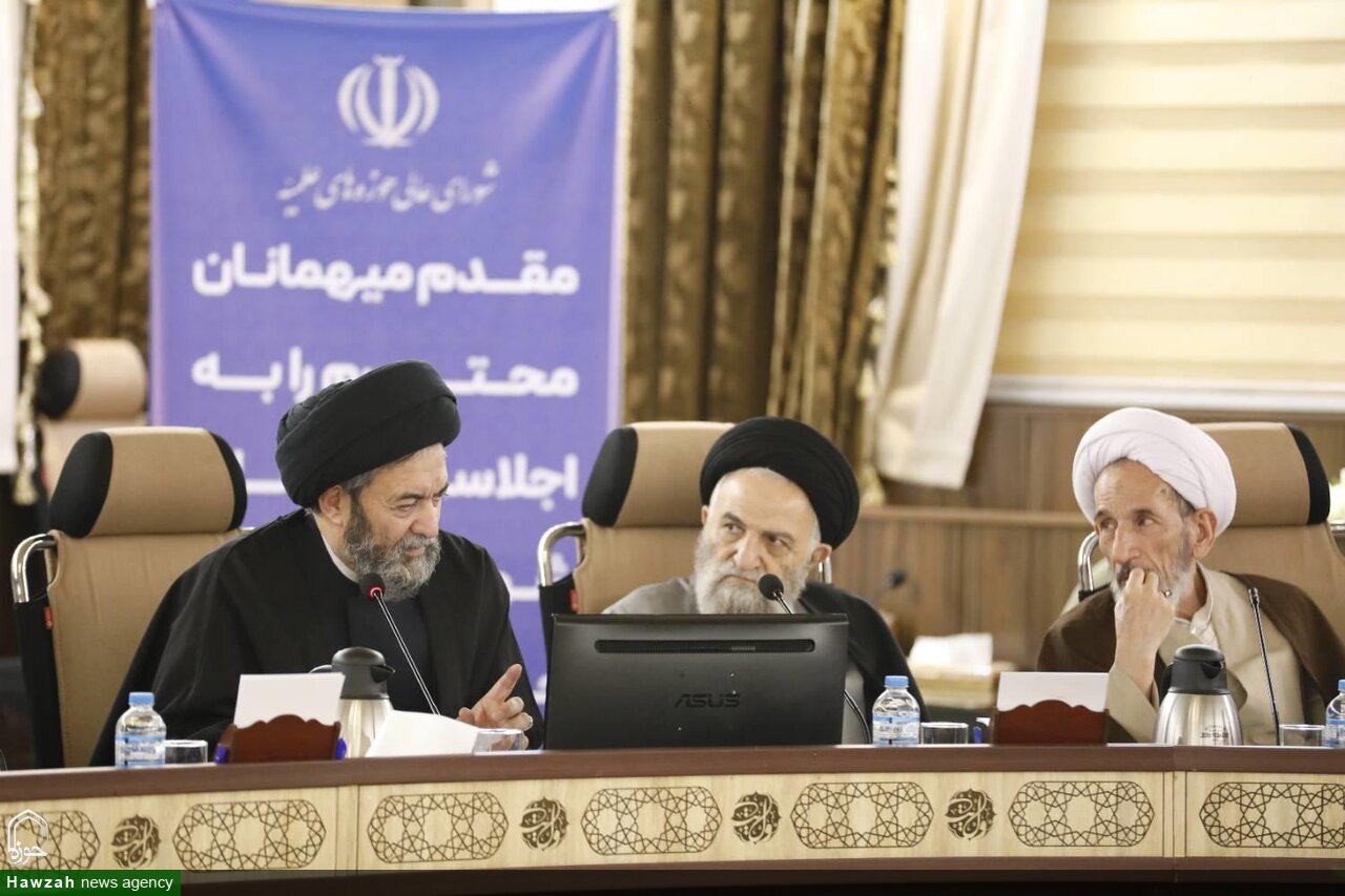 انتقاد از کمبود روحانی در مناطق روستایی