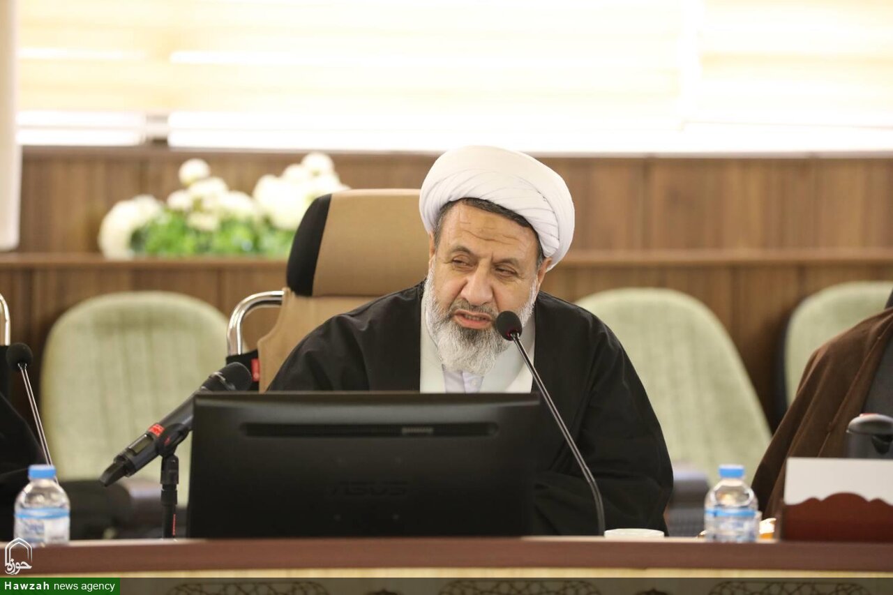 ضرورت تعیین ابزارهای نظارتی مناسب برای شوراهای استانی حوزه