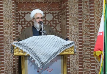 مکتب شهید سلیمانی تفکری است که می‌تواند انقلاب را در هر بُعدی بیمه کند