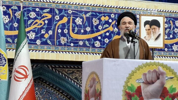 صف مردم با اغتشاش‌گران جداست