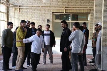 آغاز فعالیت‌های مقدماتی طلاب مدرسه علمیه محمودیه برای اعتکاف راهیان ملکوت ۳+ عکس