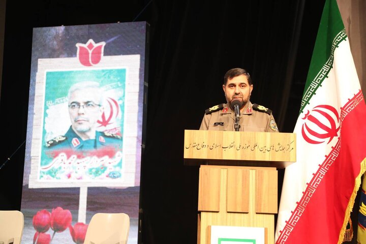 تصاویر/ ویژه‌برنامه «شب خاطره» در موزه ملی انقلاب اسلامی و دفاع مقدس