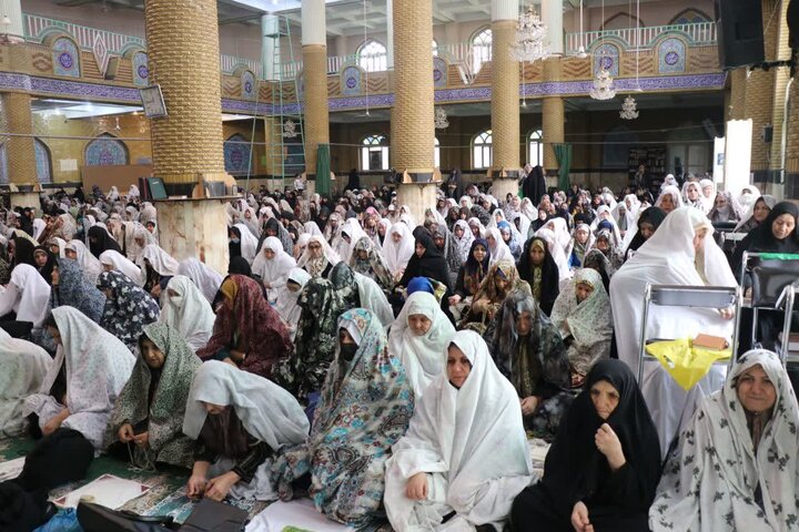 تصاویر/ نماز عبادی سیاسی جمعه در قرچک