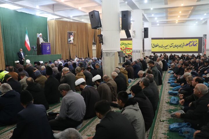 تصاویر/ نماز عبادی سیاسی جمعه در قرچک