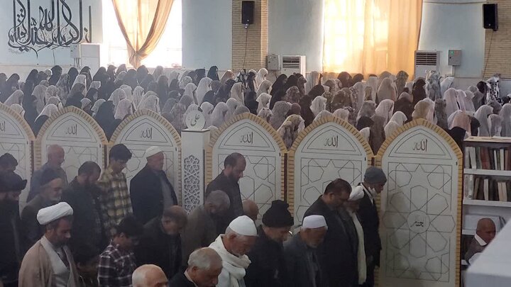 تصاویر/ آیین عبادی سیاسی نماز جمعه شهرستان زابل