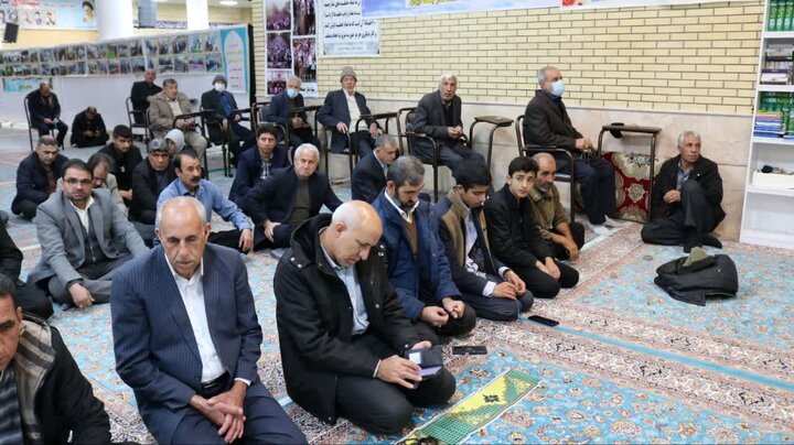 تصاویر/ اقامه نماز جمعه در شهرستان ایوان