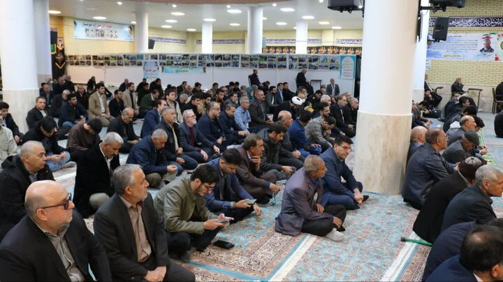 تصاویر/ اقامه نماز جمعه در شهرستان ایوان