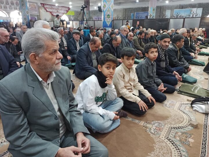 تصاویر/ نمازعبادی سیاسی جمعه کاشان