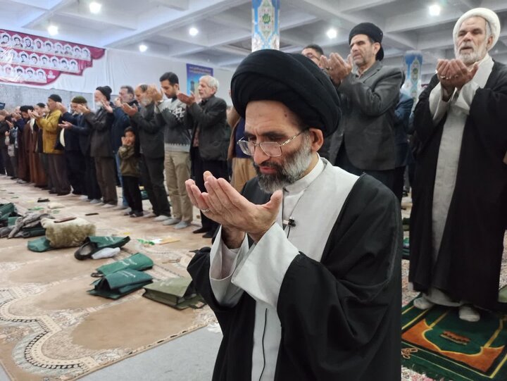 تصاویر/ نمازعبادی سیاسی جمعه کاشان