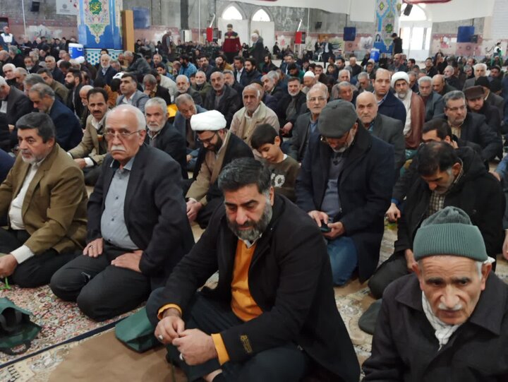 تصاویر/ نمازعبادی سیاسی جمعه کاشان