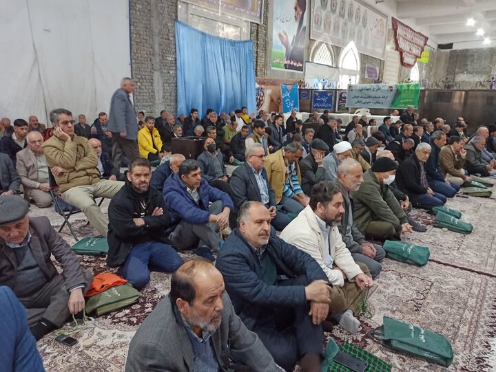 تصاویر/ نمازعبادی سیاسی جمعه کاشان