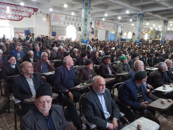 تصاویر/ نمازعبادی سیاسی جمعه کاشان