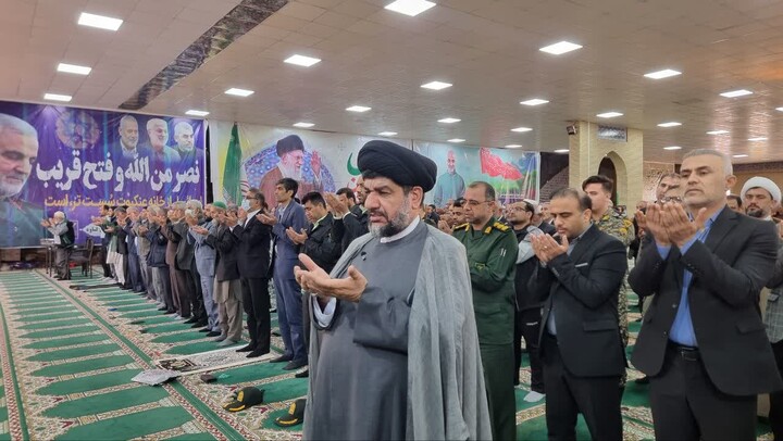 نماز جمعه گناوه به روایت تصویر