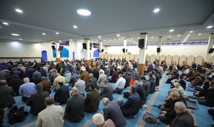 تصاویر/ نماز جمعه ساوجبلاغ