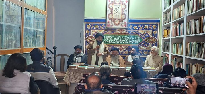 امروہہ میں نہج البلاغہ کی افادیت پر سمپوزیم: نہج البلاغہ علم و حکمت اور معرفت الٰہی کا بہترین سر چشمہ ہے، ڈاکٹر مولانا شہوار نقوی