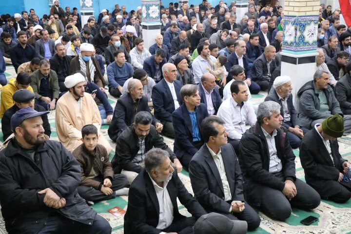 تصاویر/ اقامه نماز جمعه در شهرستان دهلران