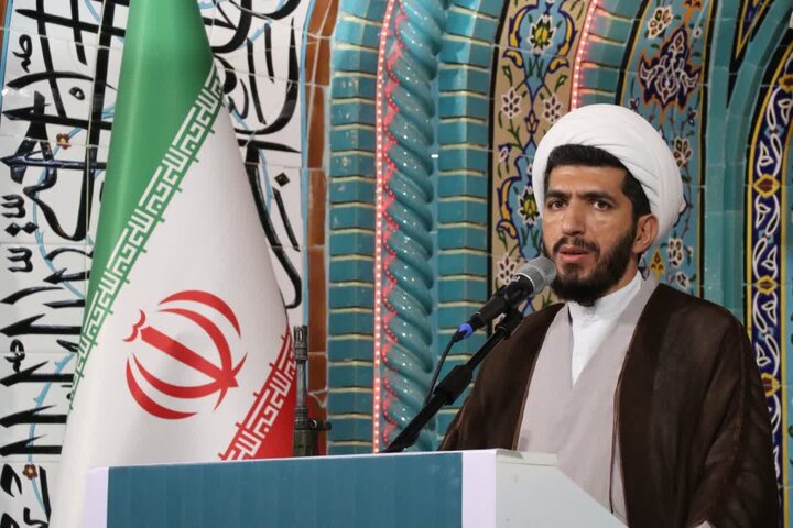 تصاویر/ اقامه نماز جمعه تکاب