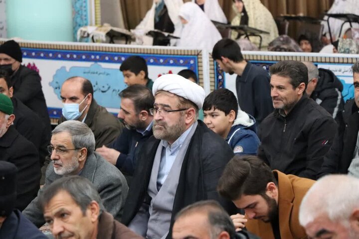 تصاویر/ اقامه نماز جمعه تکاب