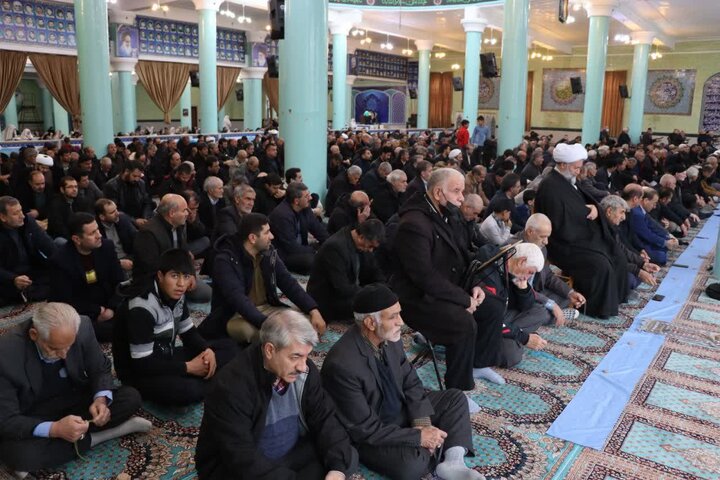 تصاویر/ اقامه نماز جمعه تکاب