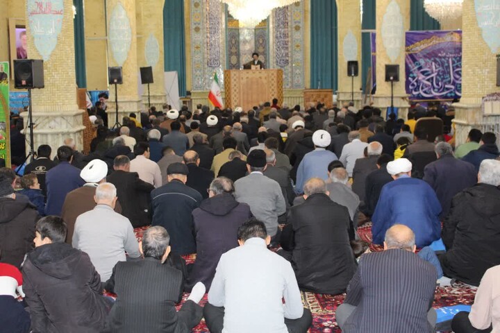 تصاویر/ نماز جمعه بناب