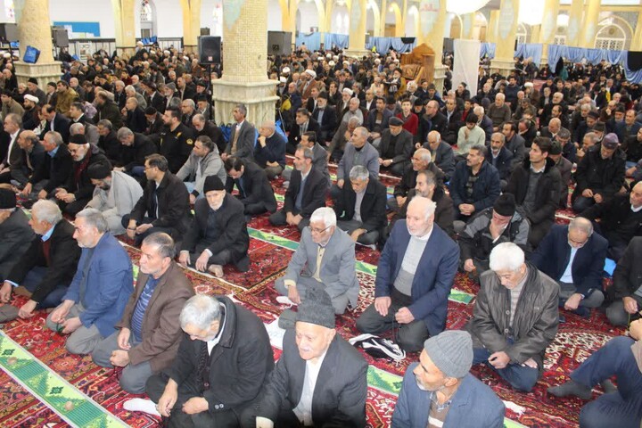 تصاویر/ نماز جمعه بناب