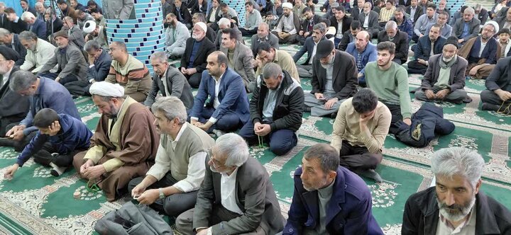 تصاویر/ اقامه نماز جمعه شهر انار