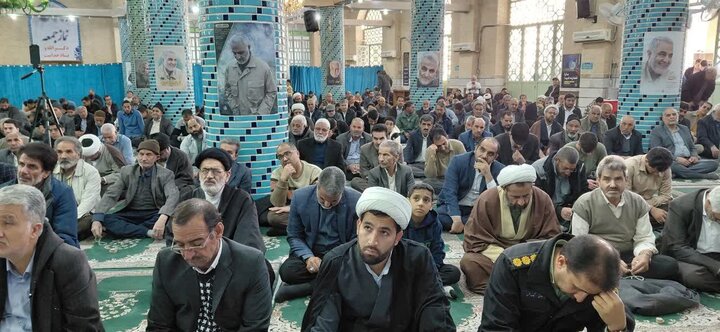 تصاویر/ اقامه نماز جمعه شهر انار