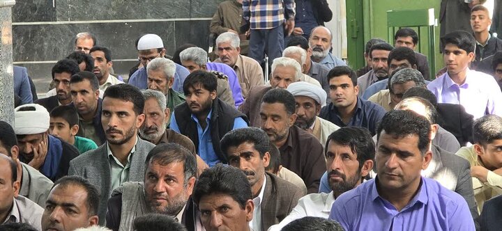 تصاویر/ اقامه نماز جمعه شهر ریگان