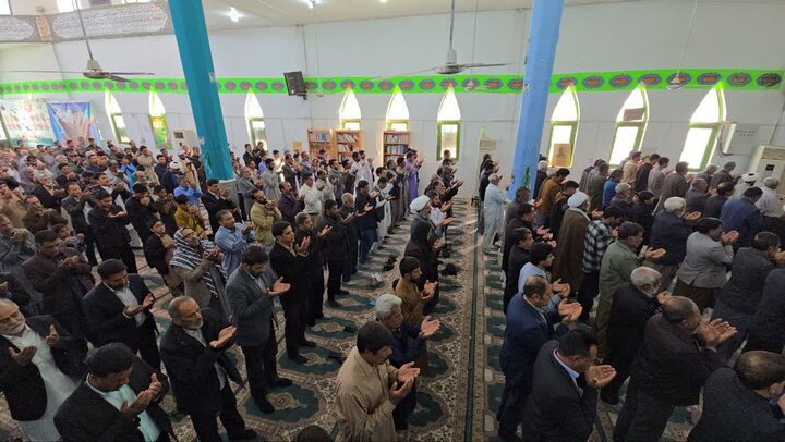 تصاویر/ اقامه نماز جمعه شهر ریگان