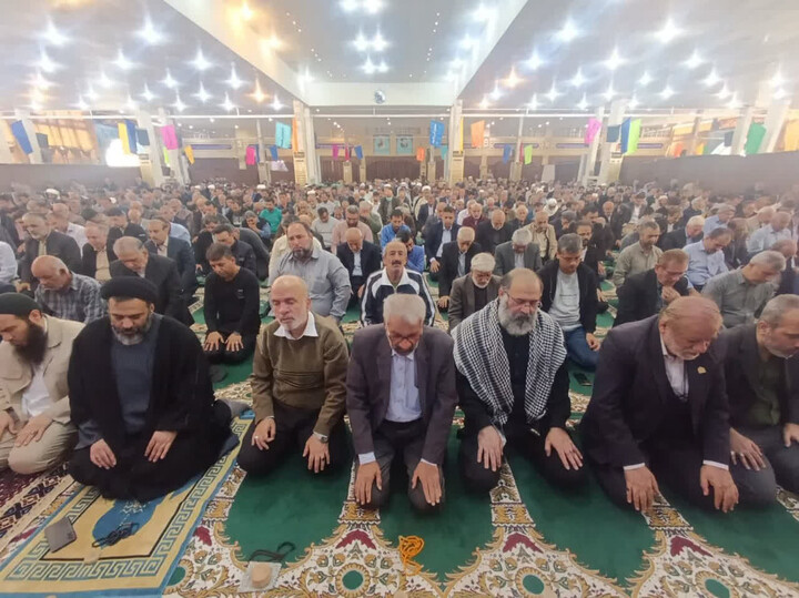 نماز جمعه بوشهر به روایت تصویر