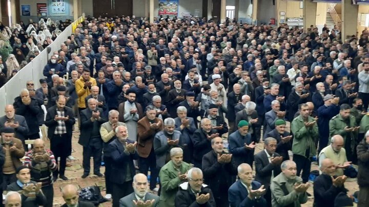 تصاویر/اقامه نماز عبادی سیاسی جمعه در خمین