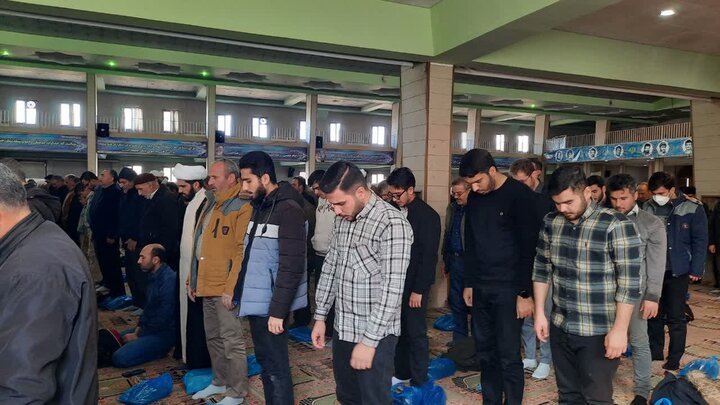 تصاویر/اقامه نماز عبادی سیاسی جمعه در خمین