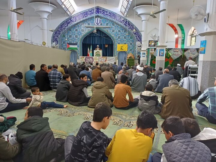 تصاویر/ اقامه نماز جمعه شهر امین شهر