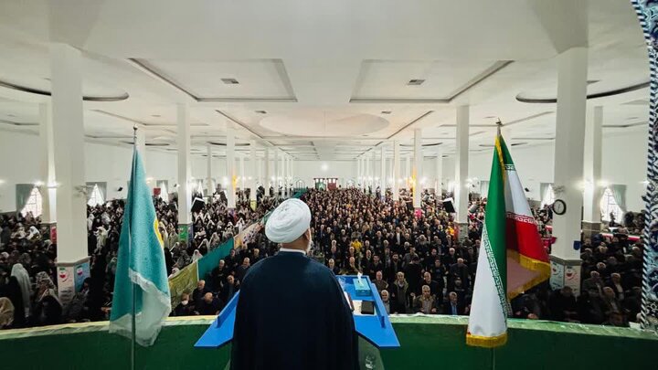 تصاویر/اقامه نماز عبادی سیاسی جمعه در ساوه