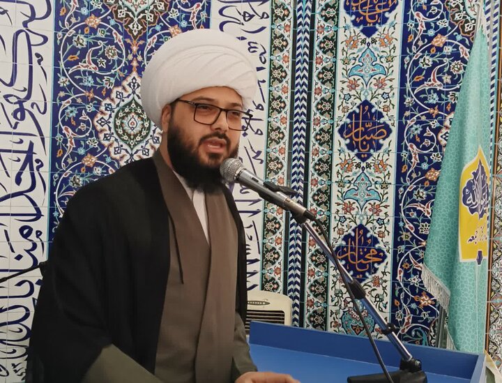 تصاویر/اقامه نماز عبادی سیاسی جمعه در ساوه