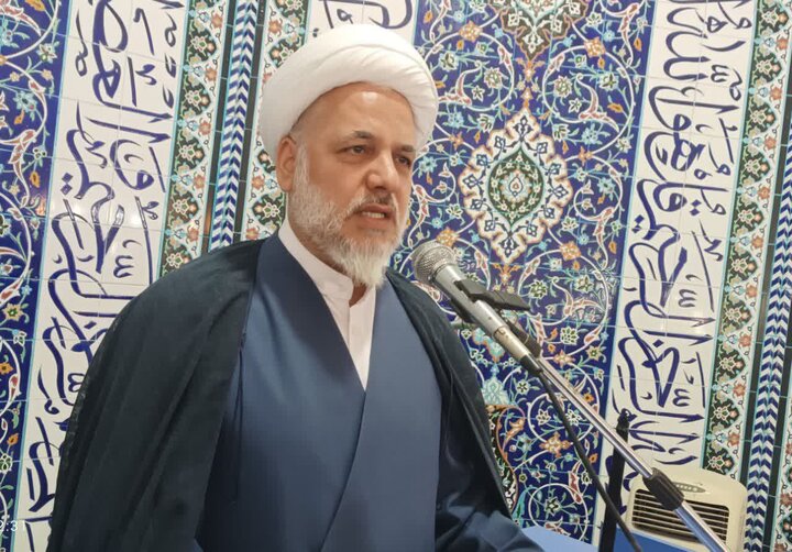 تصاویر/اقامه نماز عبادی سیاسی جمعه در ساوه