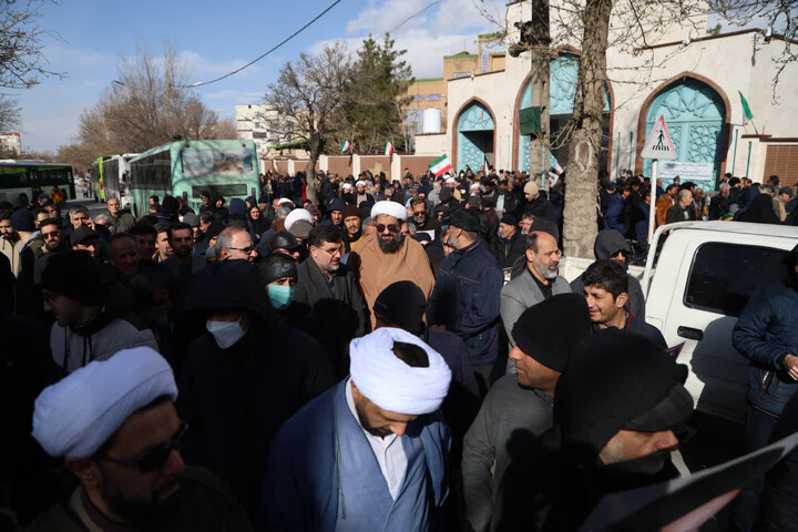 تصاویر / خروش مردم همدان در محکومیت هتک حرمت اغتشاشگران به ساحت قرآن کریم