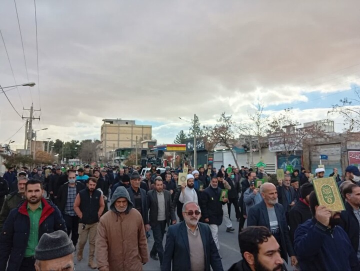 تصاویر / خروش مردم سراسر استان همدان در پی هتک حرمت به ساحت قرآن کریم