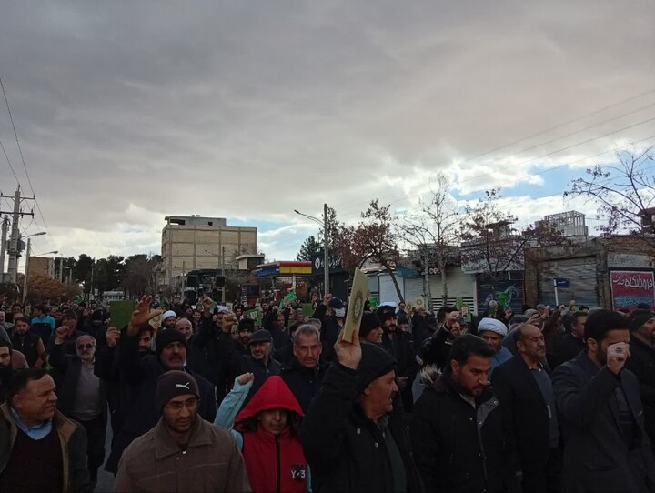 تصاویر / خروش مردم سراسر استان همدان در پی هتک حرمت به ساحت قرآن کریم