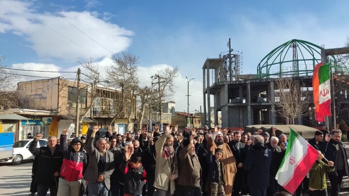 تصاویر / خروش مردم سراسر استان همدان در پی هتک حرمت به ساحت قرآن کریم