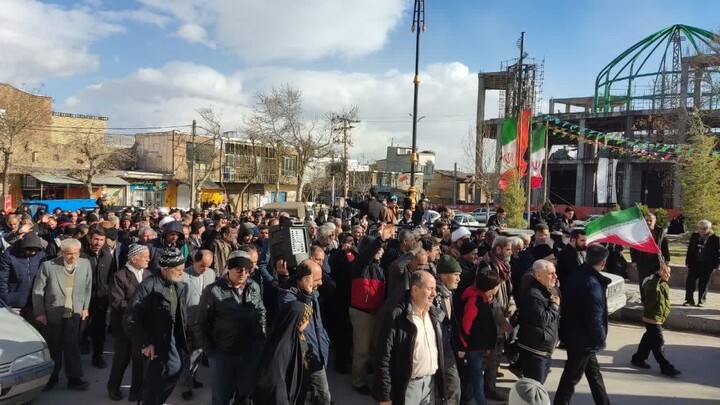 تصاویر / خروش مردم سراسر استان همدان در پی هتک حرمت به ساحت قرآن کریم