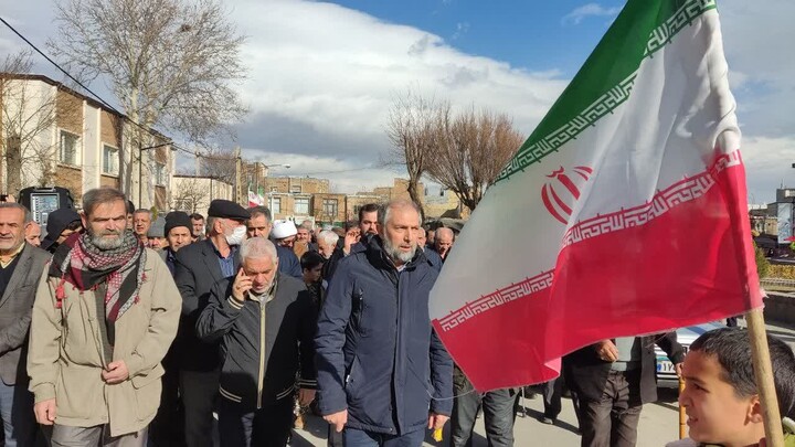 تصاویر / خروش مردم سراسر استان همدان در پی هتک حرمت به ساحت قرآن کریم