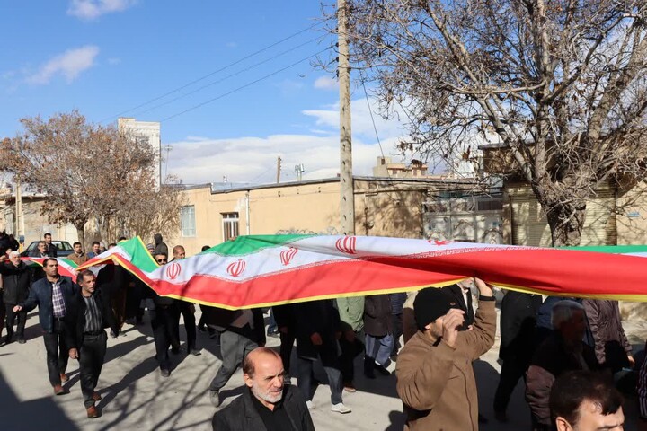 تصاویر / خروش مردم سراسر استان همدان در پی هتک حرمت به ساحت قرآن کریم