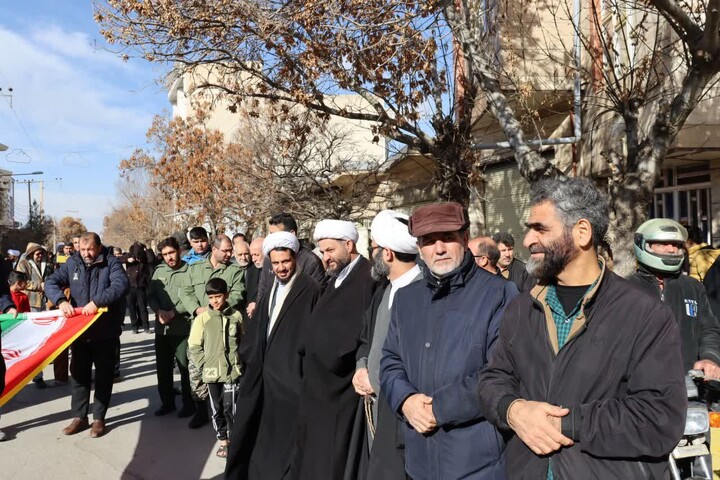 تصاویر / خروش مردم سراسر استان همدان در پی هتک حرمت به ساحت قرآن کریم