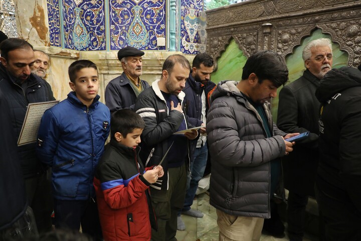 تصاویر/ حال و هوای حرم مطهر حضرت معصومه (س) در شب میلاد امیرالمومنین علیه السلام