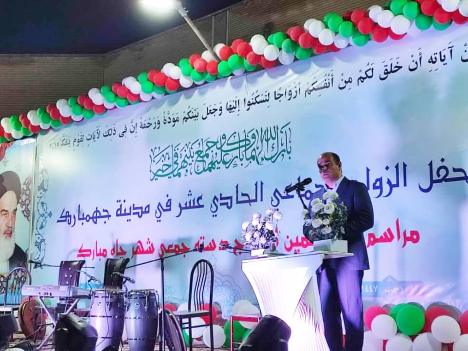 آیین ازدواج آسان ۲۳ زوج جوان در شهر چاه‌ مبارک شهرستان عسلویه برگزار شد+ تصاویر