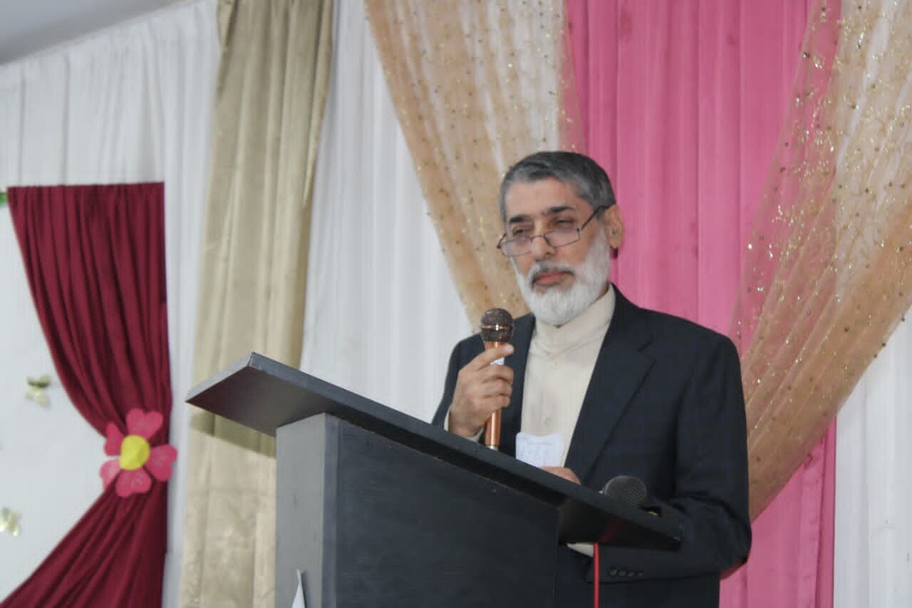 ایرانی وفد کا جامعۃ المصطفیٰ کراچی شعبۂ طالبات کا دورہ؛ قرآن سے عملی وابستگی، فرد اور معاشرے کی اصلاح کے لیے ناگزیر: وفد کا نشست سے خطاب